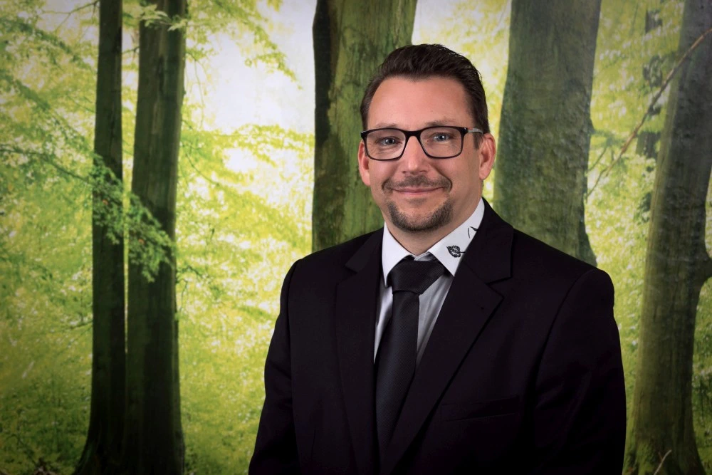 Portr&auml;t Foto Thomas Hagl